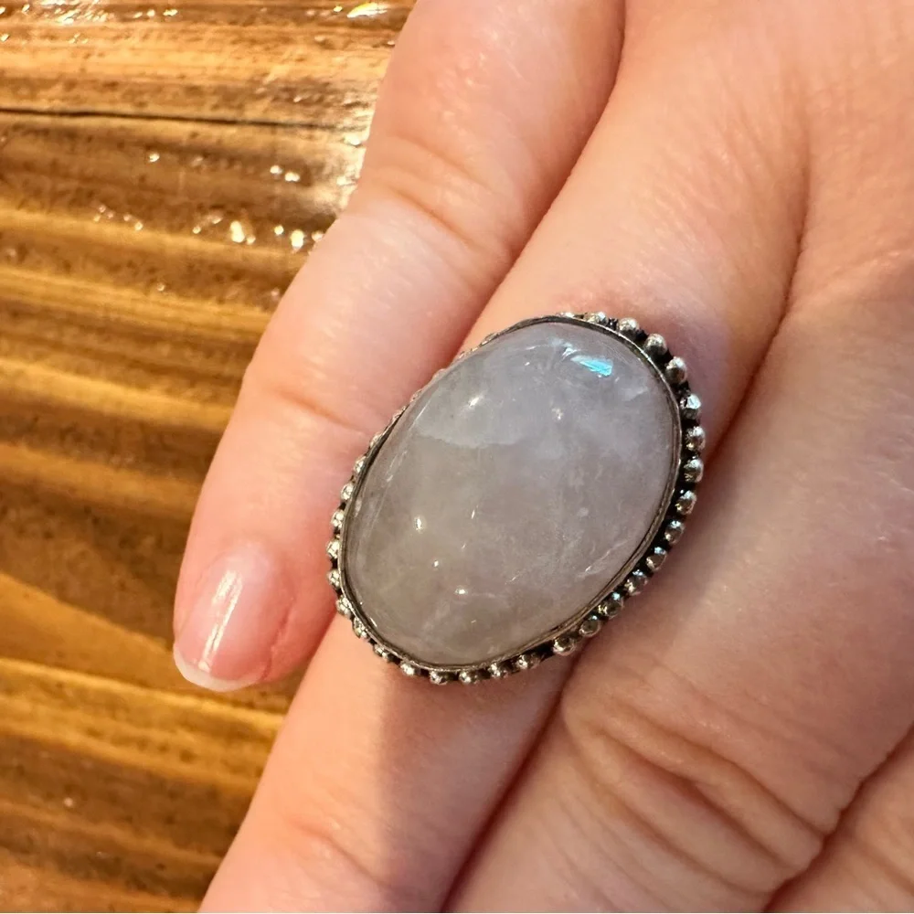 2107 Chic Silver and White Moonstone Gemstone Ring